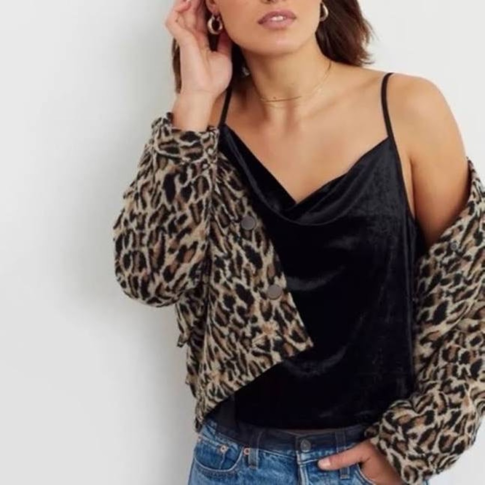Maeve by Anthropologie Halsey Cropped Black Velvet Cowl Neck Tank Size Medium